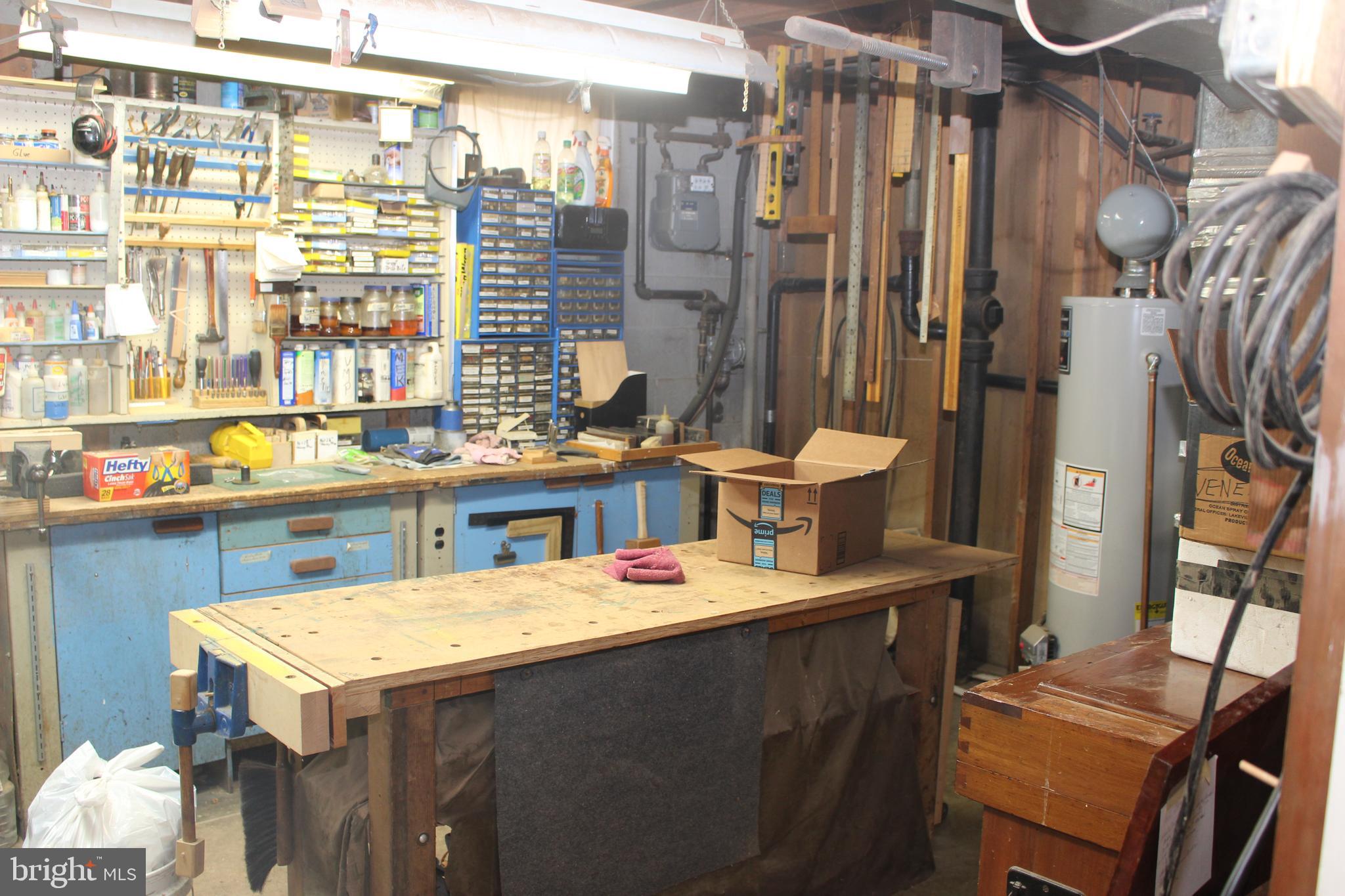 4510 Gage Road Alexandria, VA 22309 - Photo 9 of 18 Work shop