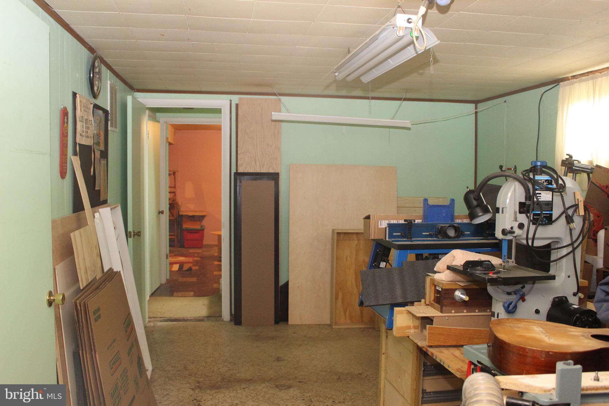 4510 Gage Road Alexandria, VA 22309 - Photo 10 of 18 Den/Rec room