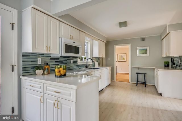 $855,000 | 1219 Pinecrest Circle, Silver Spring, MD 20910
