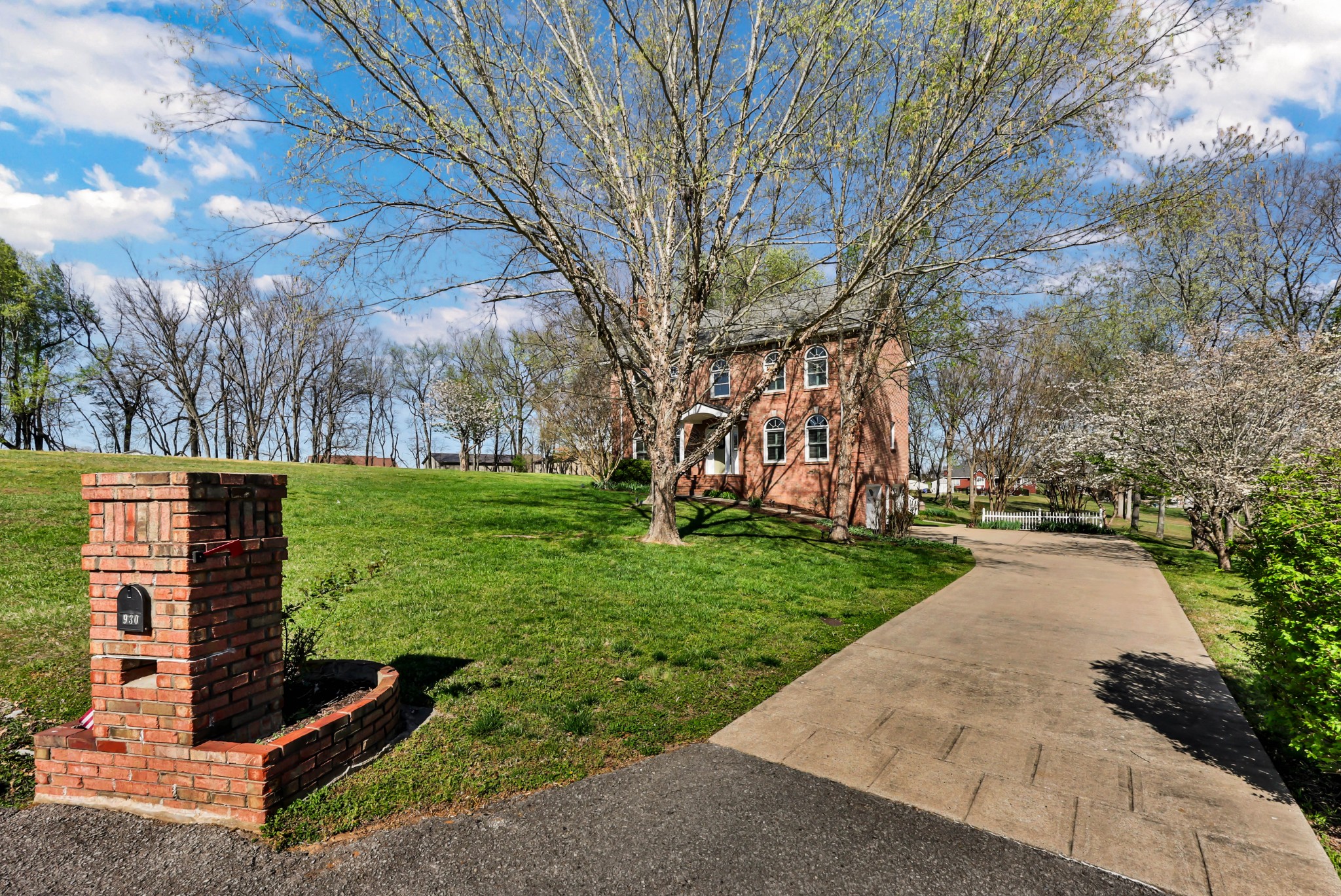 930 Doe Run Court Adams, TN 37010 - Photo 3 of 63