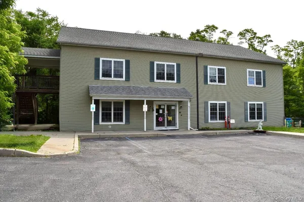 $2,500 | 2342 Highway 32, Unit 1, New Windsor, NY 12553