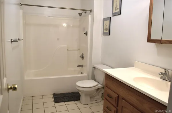 $2,500 | 2342 Highway 32, Unit 1, New Windsor, NY 12553