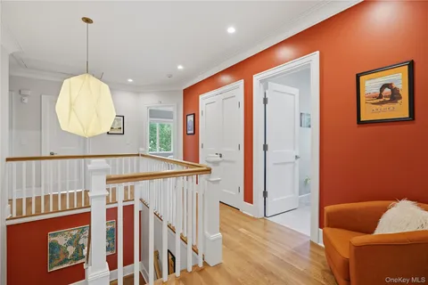 $2,795,000 | 55 Harrison Drive, Larchmont, NY 10538