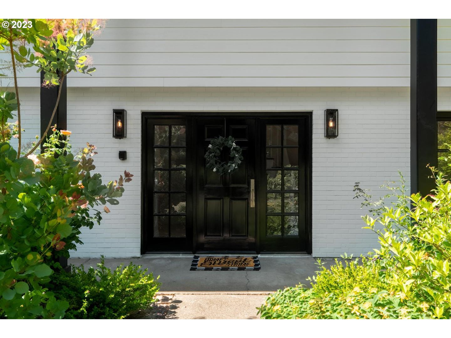 13725 Southwest Hart Road Beaverton, OR 97008 - Photo 3 of 43 Gallery Image 3
