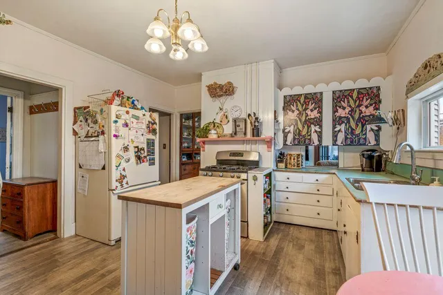 $895,000 | 311 Ocean Street, South Portland, ME 04106