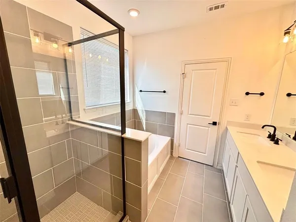 $2,250 | 512 Virginia Way, Princeton, TX 75407