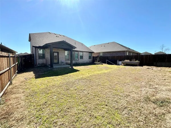 $2,250 | 512 Virginia Way, Princeton, TX 75407
