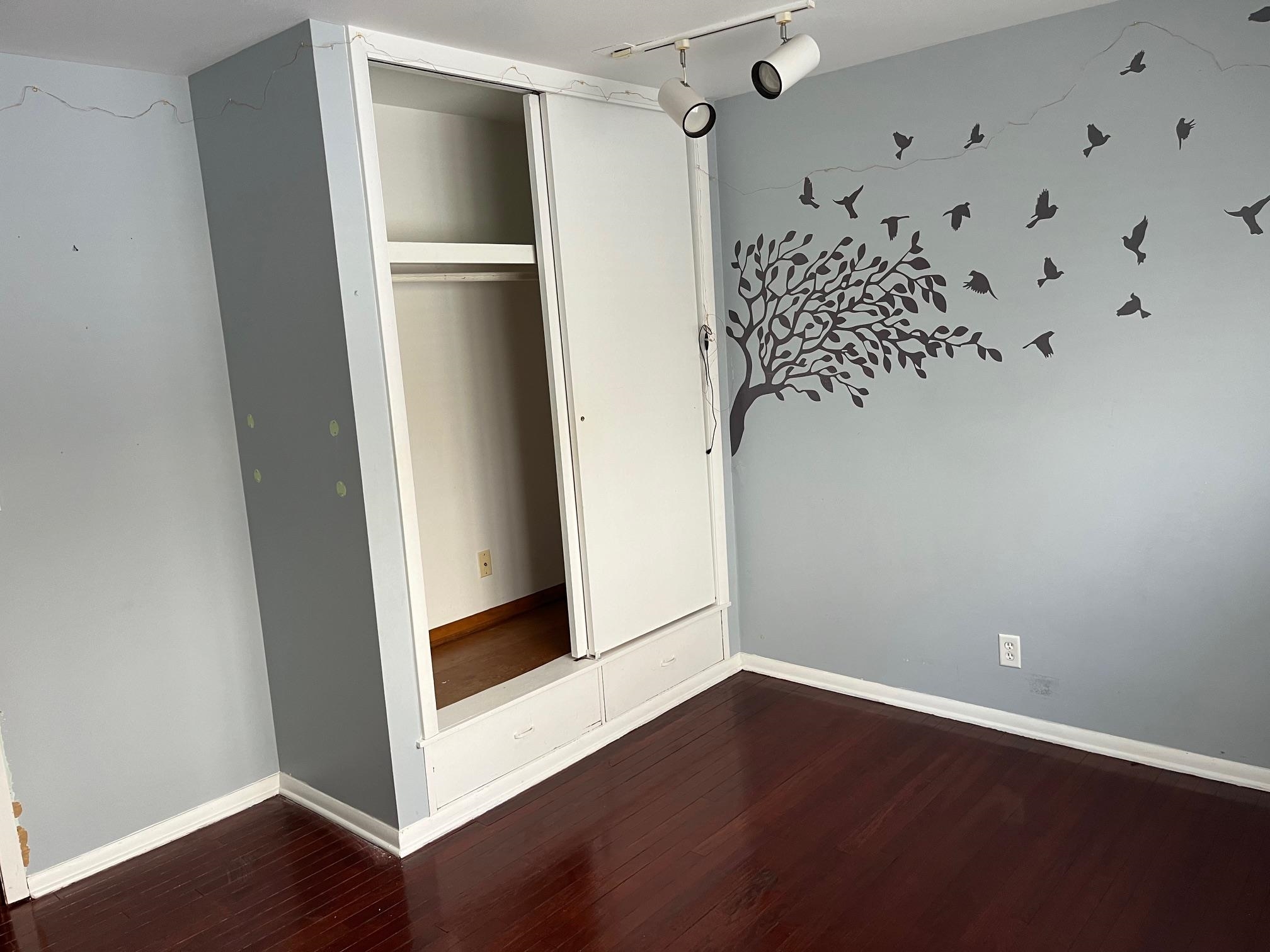 4909 Mohawk Road Rockford, IL 61107 - Photo 20 of 44 a view of an empty room with wooden floor