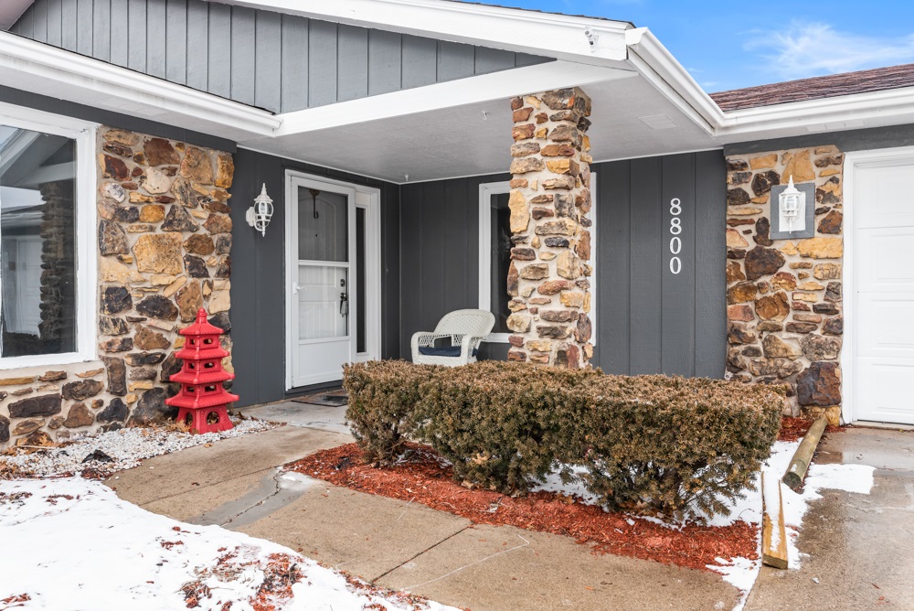 8800 West Thorn Tree Road Muncie, IN 47304 - Photo 2 of 24 Gallery Image 2