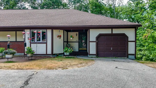 $409,850 | 20 Chandler Drive, Unit 20, Atkinson, NH 03811