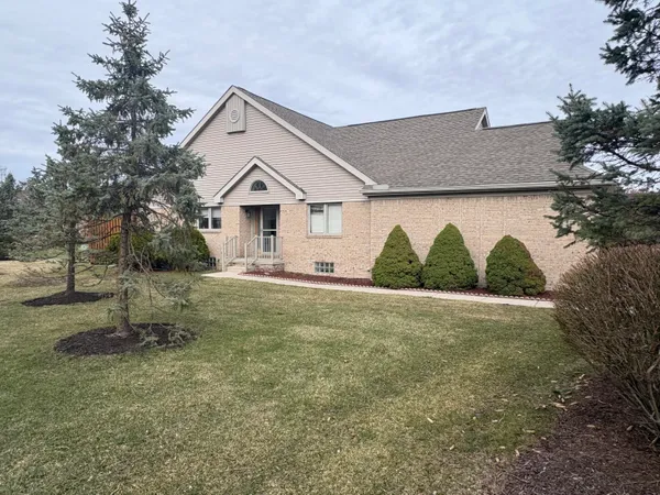 $359,900 | 290 Edington Circle, Canton, MI 48187