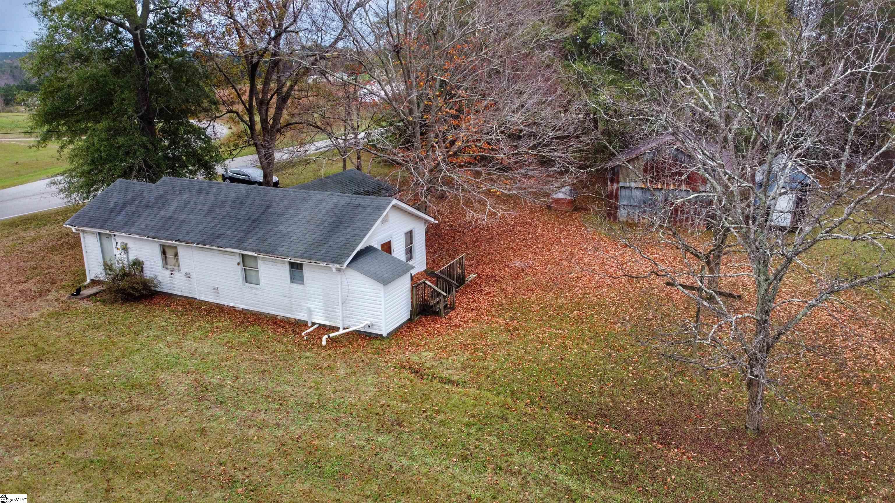 1904 Ballenger Road Wellford, SC 29385 - Photo 8 of 14