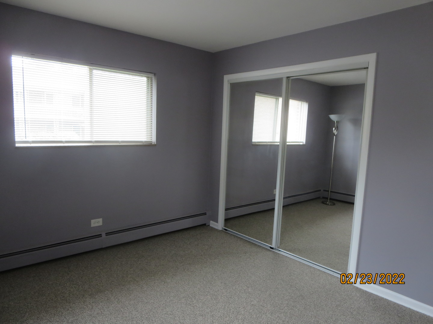 720 North Western Avenue, Unit 5 Park Ridge, IL 60068 - Photo 9 of 9 an empty room with a window