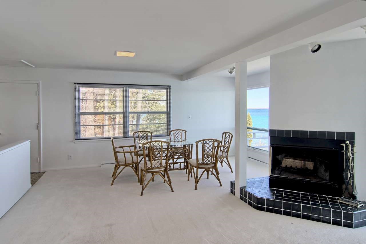 9770 Center Road Traverse City, MI 49686 - Photo 7 of 22 1813159-6.JPG