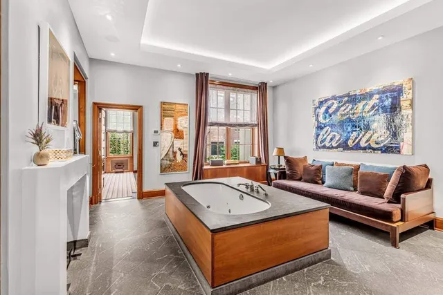 $17,800,000 | 19 East 92nd Street | Upper East Side