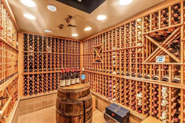 $17,800,000 | 19 East 92nd Street | Upper East Side