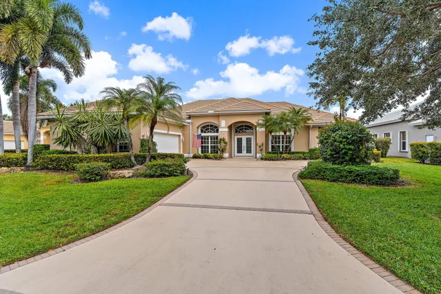$799,500 | 2201 Southwest Bradford Place, Palm City, FL 34990