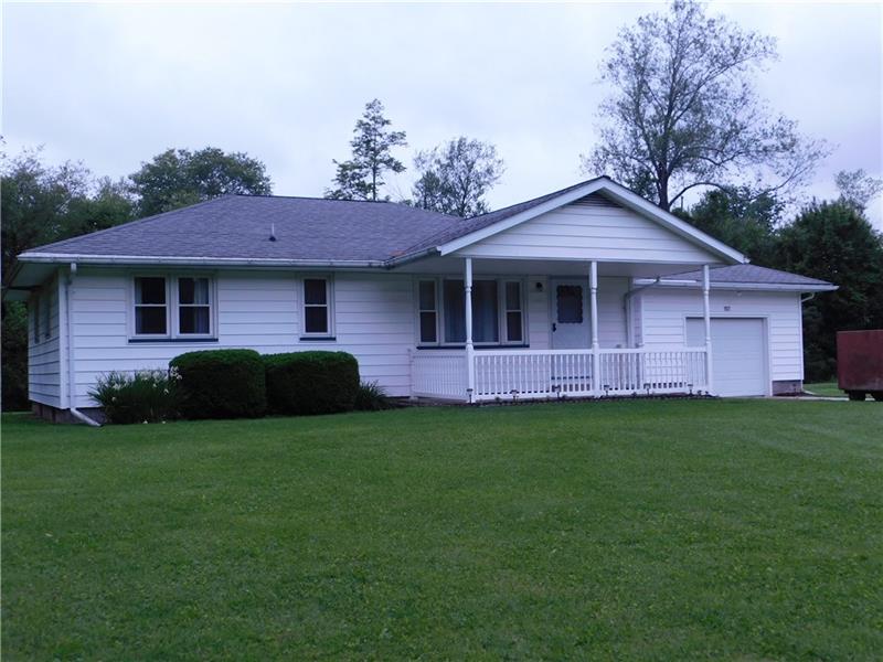 157 Carrier Road Transfer, PA 16154 - Photo 3 of 19 Gallery Image 3