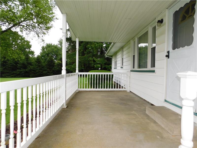 157 Carrier Road Transfer, PA 16154 - Photo 4 of 19 Gallery Image 4
