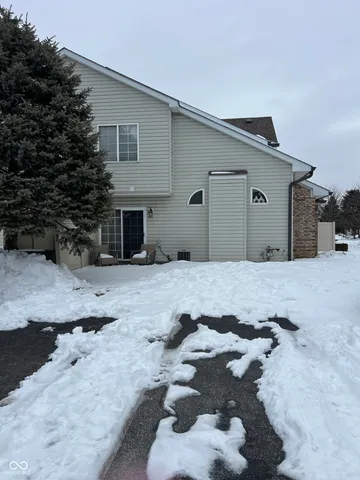 $205,000 | 9440 Enclave Drive, Unit A, Avon, IN 46123