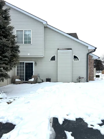 $205,000 | 9440 Enclave Drive, Unit A, Avon, IN 46123