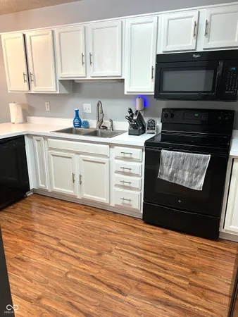 $199,900 | 9440 Enclave Drive, Unit A, Avon, IN 46123
