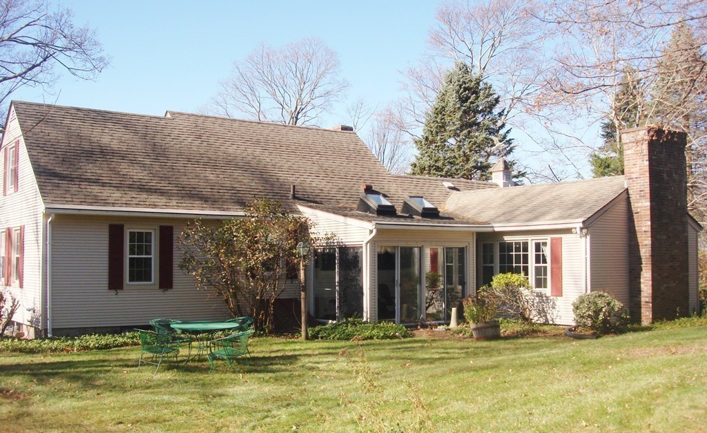 270 Wilbraham Road Hampden, MA 01036 - Photo 4 of 24 Gallery Image 4