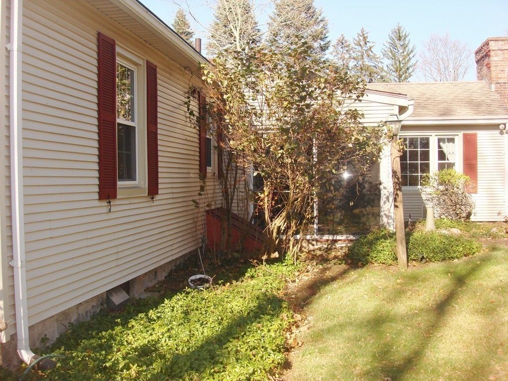270 Wilbraham Road Hampden, MA 01036 - Photo 6 of 24 Gallery Image 6