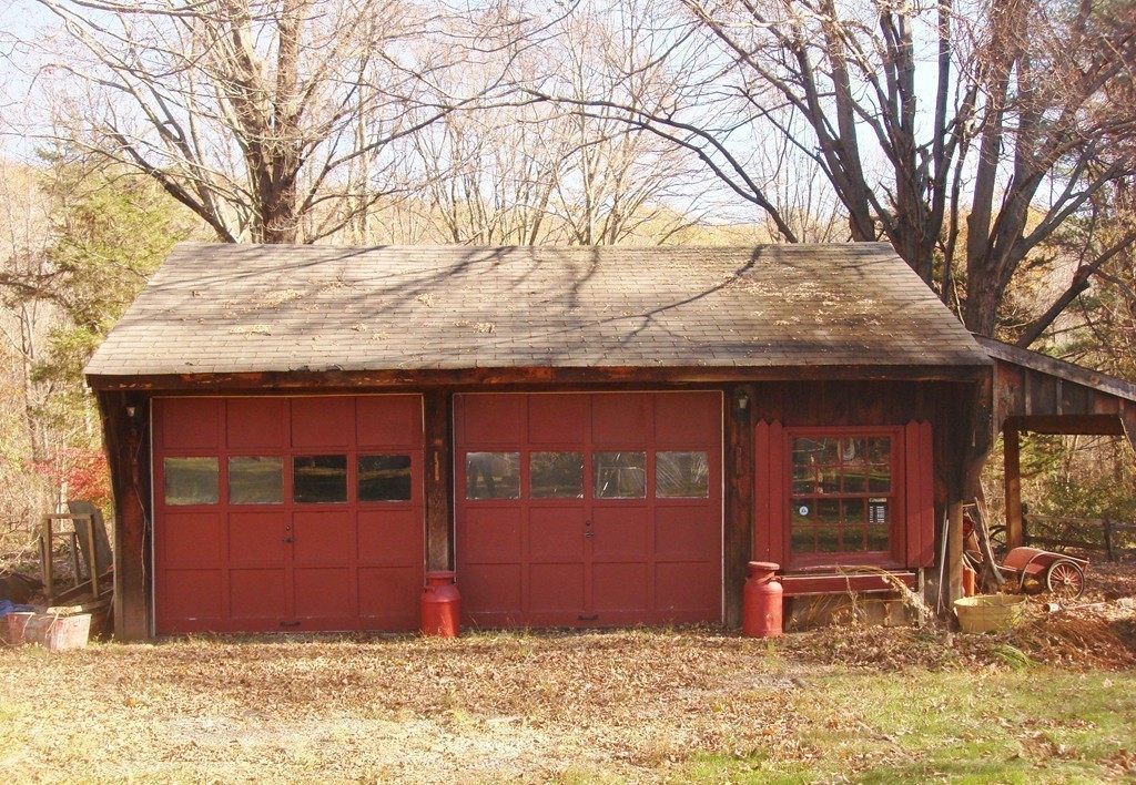 270 Wilbraham Road Hampden, MA 01036 - Photo 8 of 24 Gallery Image 8