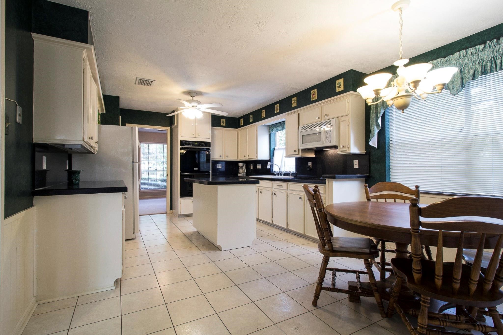 17815 Comoro Lane Spring, TX 77379 - Photo 8 of 28