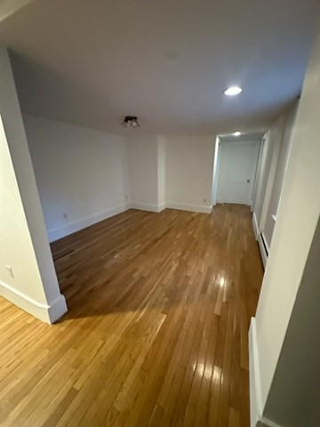 4 Town House Square, Unit 2 Marblehead, MA 01945 - Photo 5 of 8