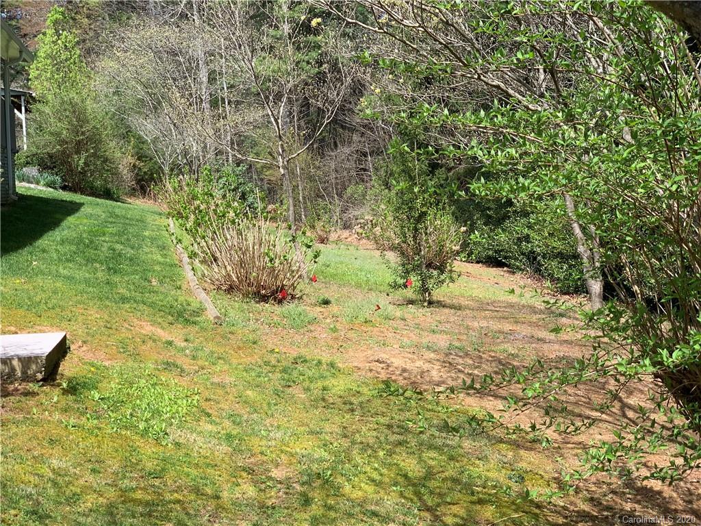 1055 Sharon Ridge Road Fairview, NC 28730 - Photo 27 of 37 Gallery Image 27
