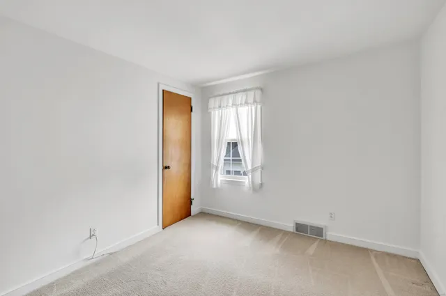 $4,200 | 93 Catherine Terrace, Fairfield, CT 06824