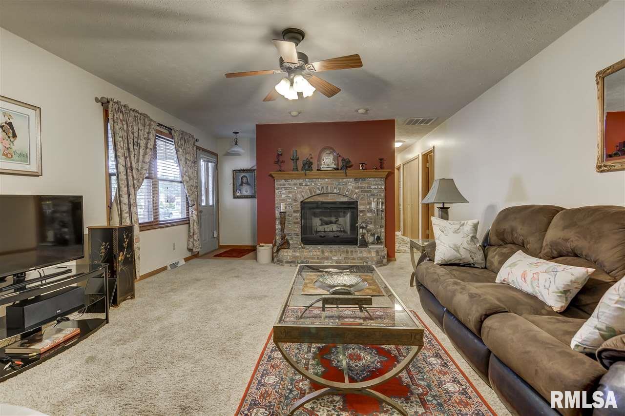 3004 Dunwich Street Springfield, IL 62702 - Photo 6 of 31