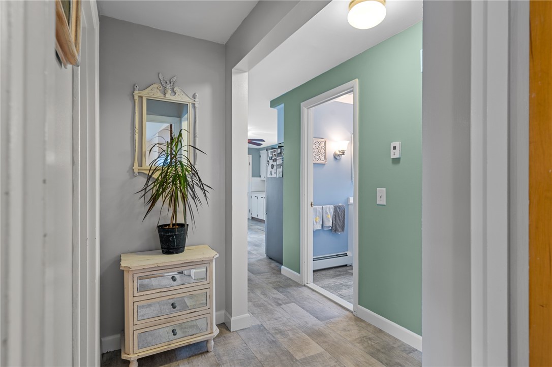 187 Holmes Road Warwick, RI 02888 - Photo 10 of 24 Gallery Image 10