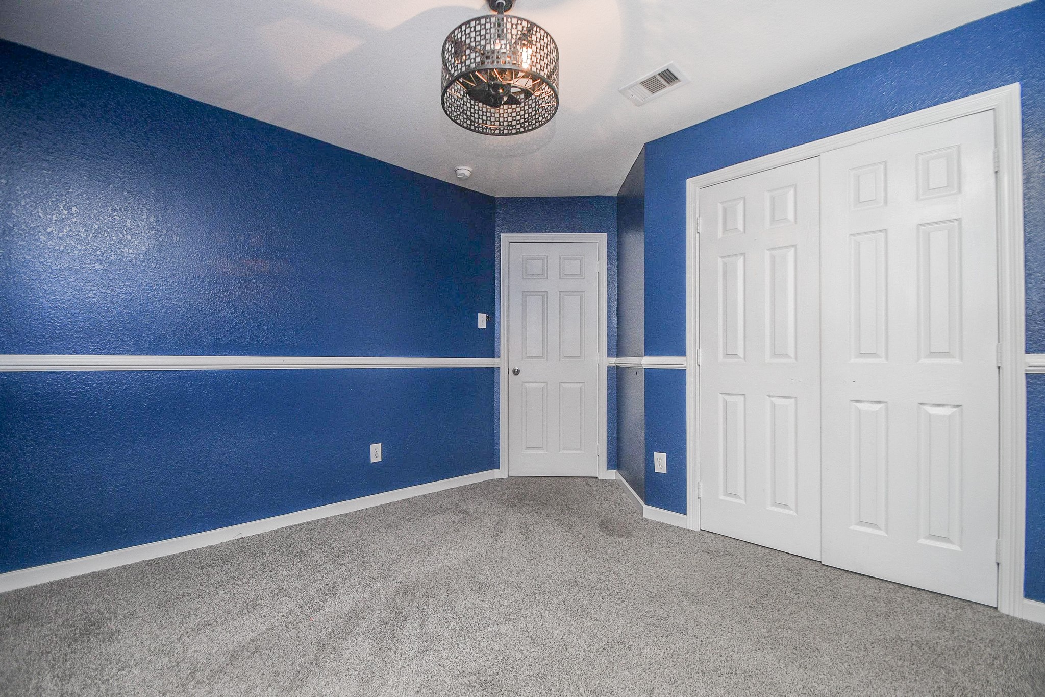 11915 Rhema Lane Houston, TX 77048 - Photo 15 of 20 a view of an empty room with a window