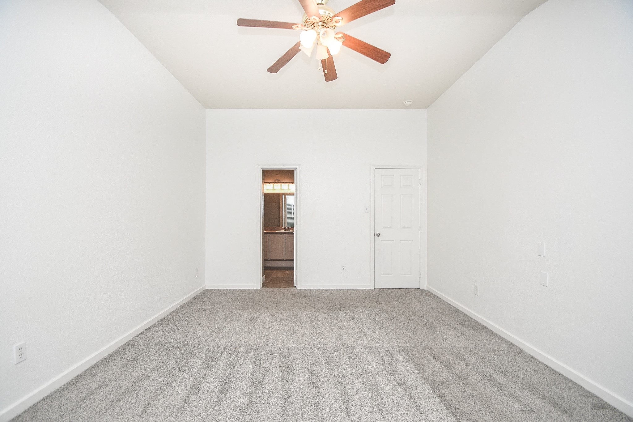 11915 Rhema Lane Houston, TX 77048 - Photo 10 of 20 a view of an empty room