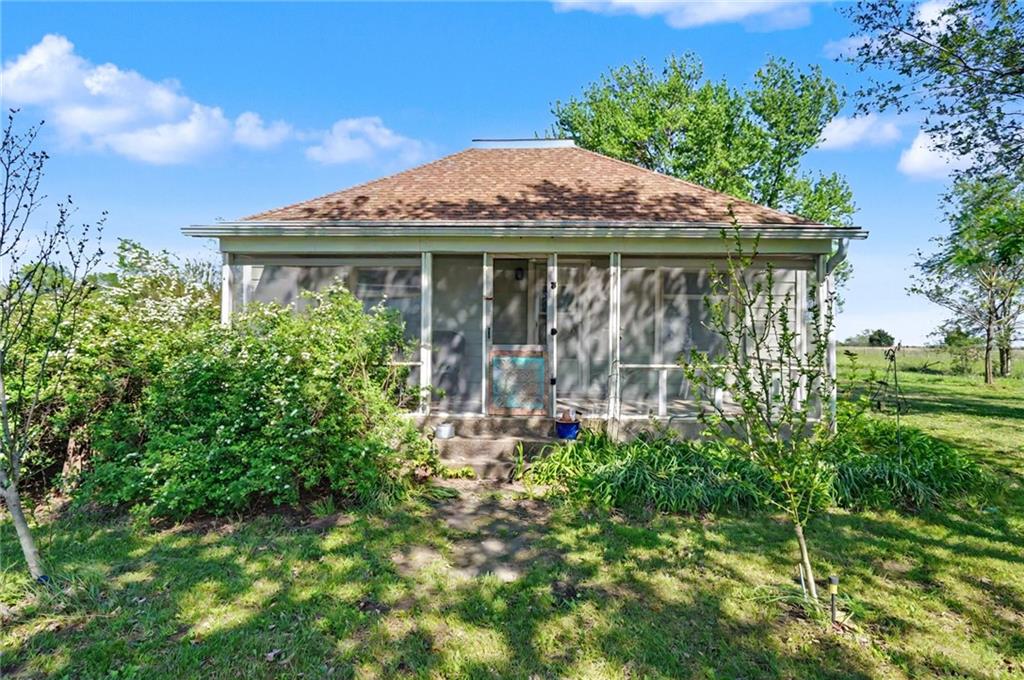 37725 Harmony Road Paola, KS 66071 - Photo 5 of 36
