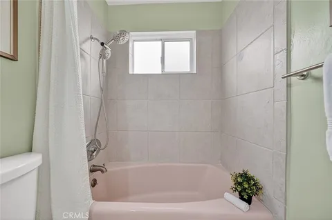 $449,000 | 1604 2nd Street, Unit 1F, Long Beach, CA 90802