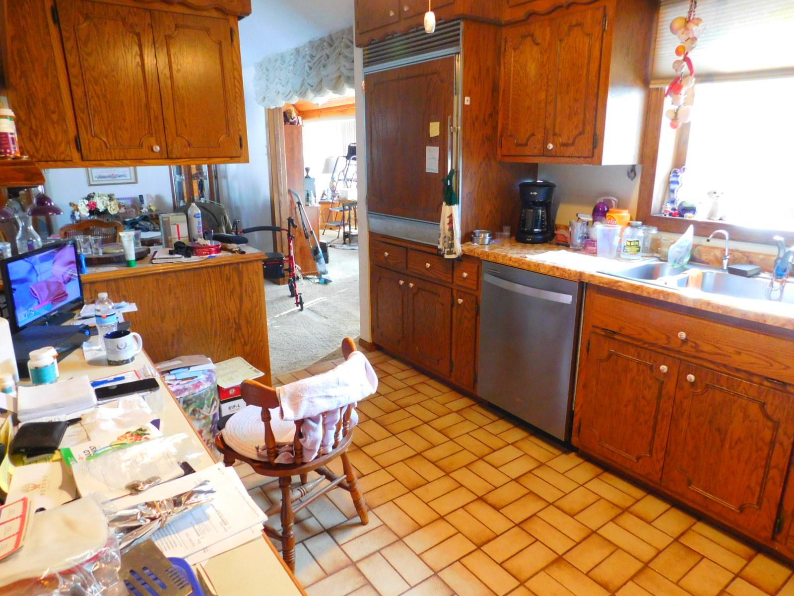 200 Colleen Avenue Shoreview, MN 55126 - Photo 12 of 76