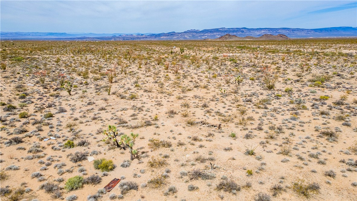 Lot 7 South Sherry Road Yucca, AZ 86438 - Photo 17 of 20 View of mountain background with a desert landscape