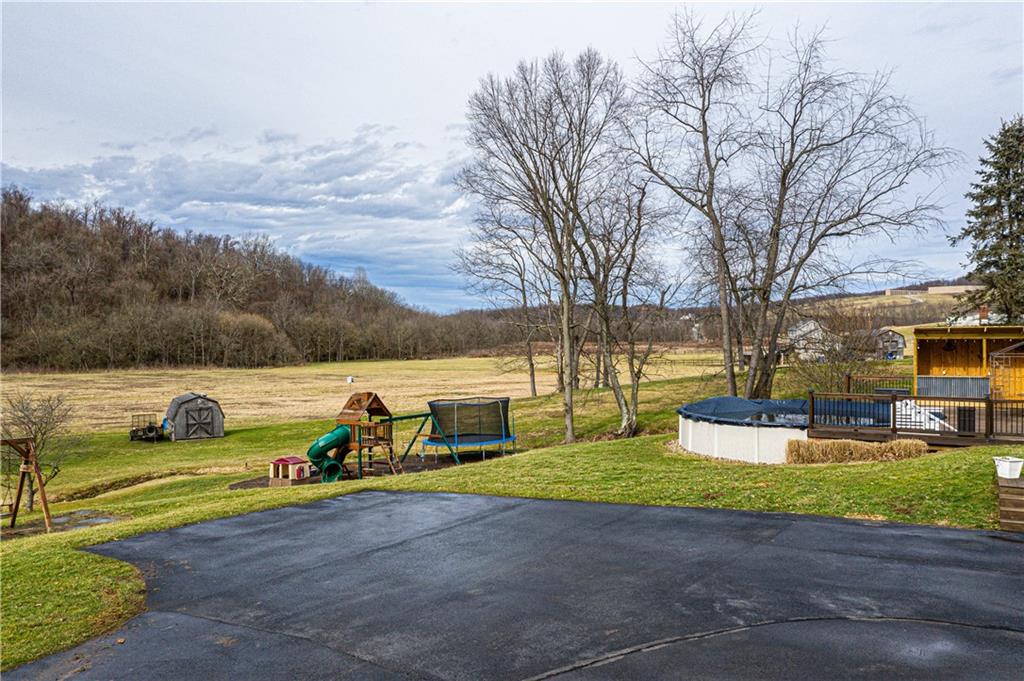 9 Waterdam Road McDonald, PA 15057 - Photo 4 of 25 Gallery Image 4