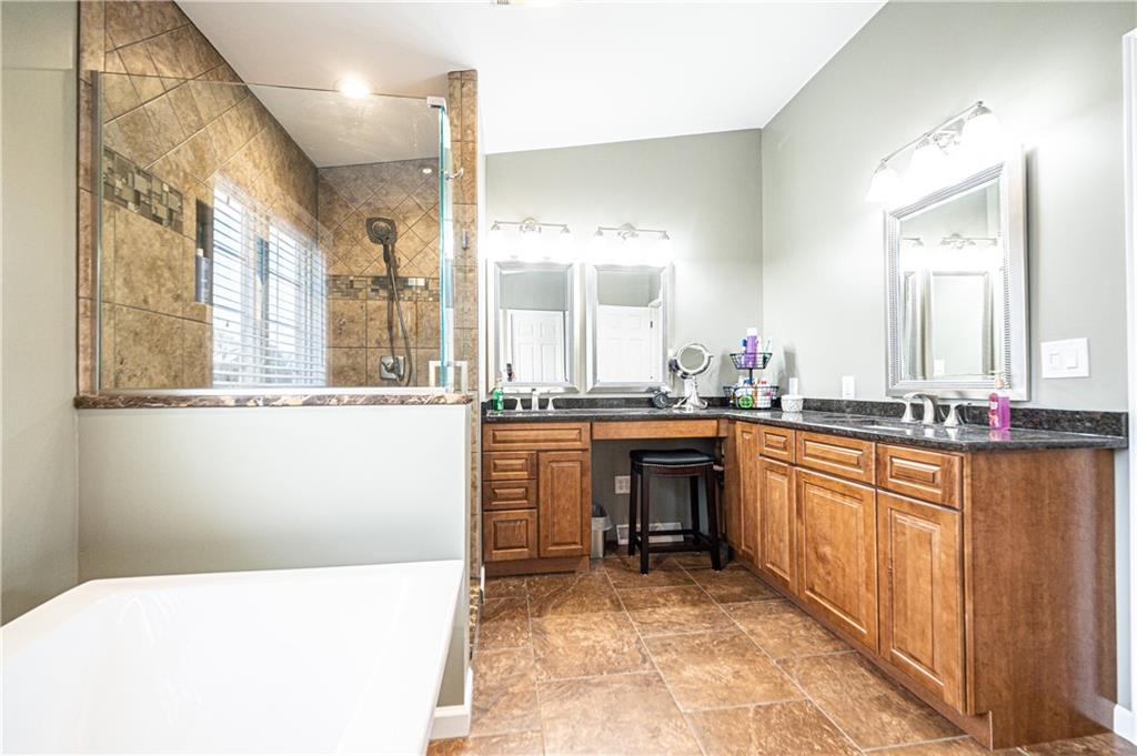 9 Waterdam Road McDonald, PA 15057 - Photo 7 of 25 Gallery Image 7