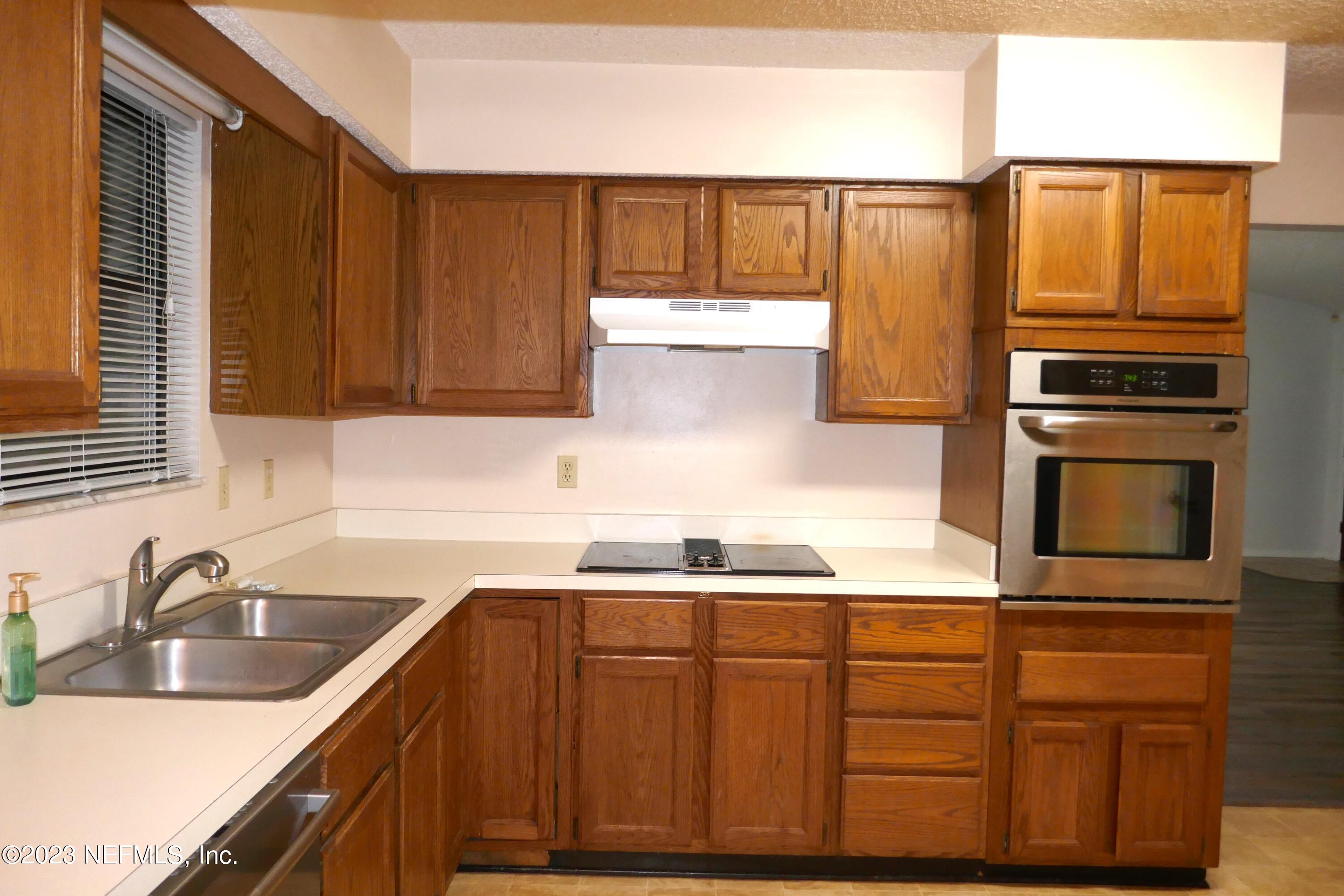 8131 Fort Caroline Road Jacksonville, FL 32277 - Photo 14 of 29 Kitchen