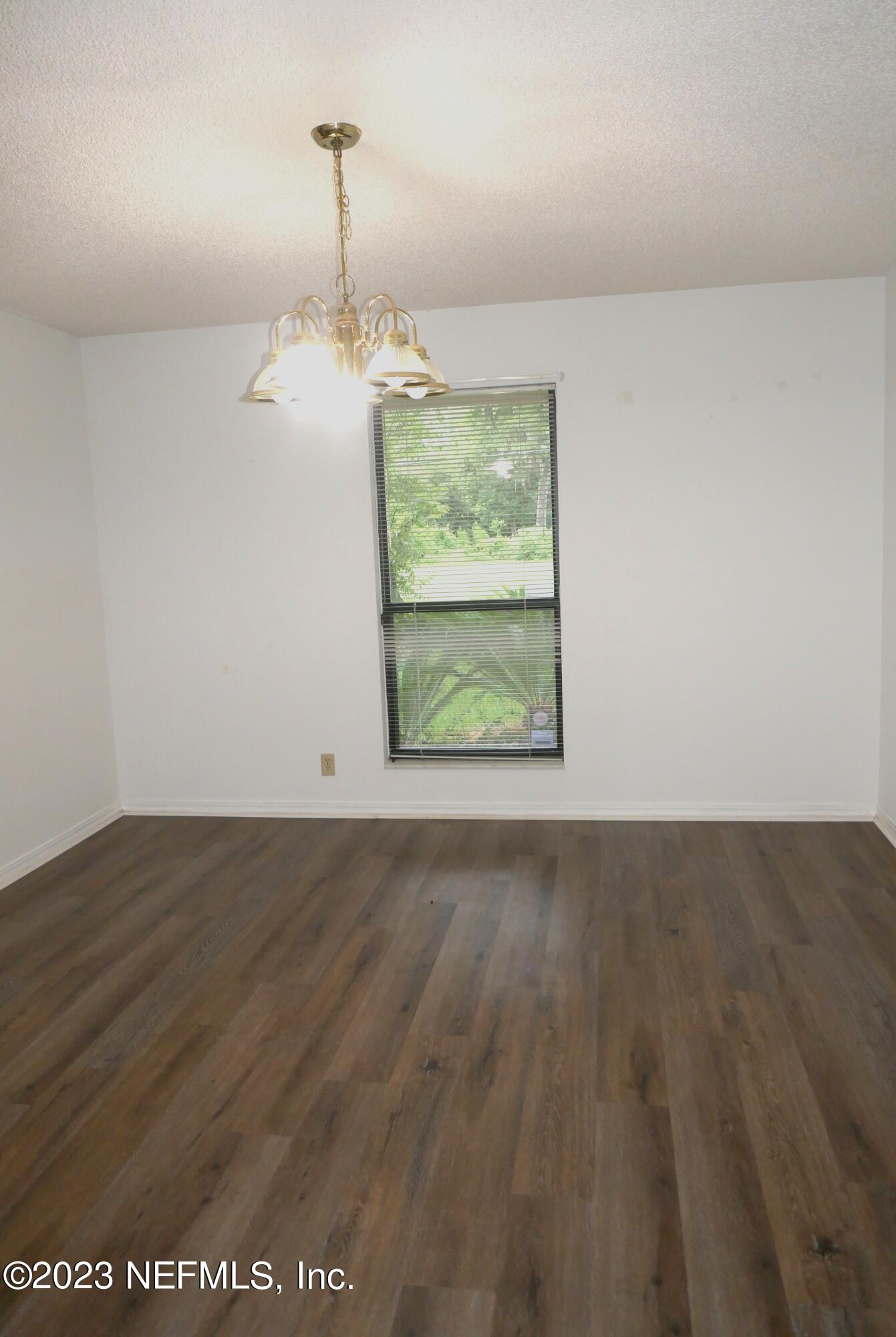 8131 Fort Caroline Road Jacksonville, FL 32277 - Photo 8 of 29 Dining room