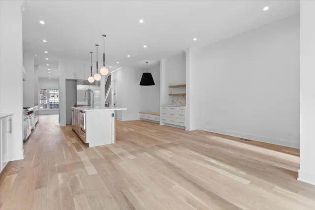 $1,775,000 | 2433 West Cuyler Avenue, Chicago, IL 60618