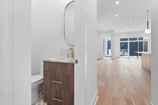 $1,775,000 | 2433 West Cuyler Avenue, Chicago, IL 60618