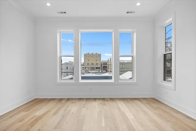 $1,775,000 | 2433 West Cuyler Avenue, Chicago, IL 60618