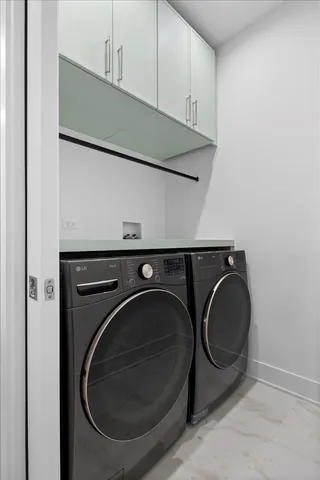 $1,775,000 | 2433 West Cuyler Avenue, Chicago, IL 60618