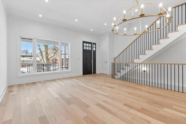 $1,775,000 | 2433 West Cuyler Avenue, Chicago, IL 60618